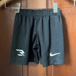 Nike boys size 3T black athletic shorts